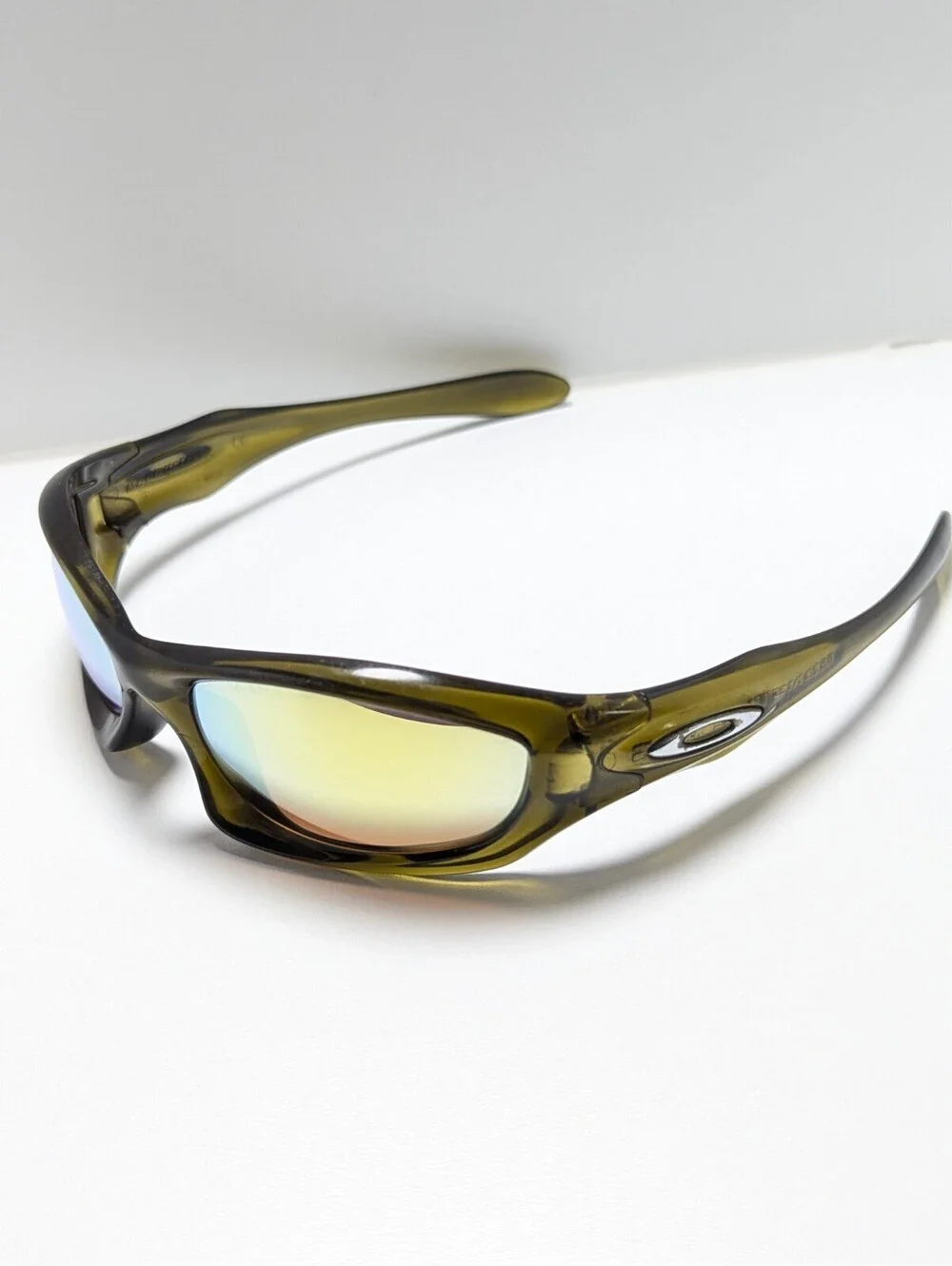 Oakley Monster Dog Gold Lenses Translucent Olive Green Wrap Men’s Sunglasses